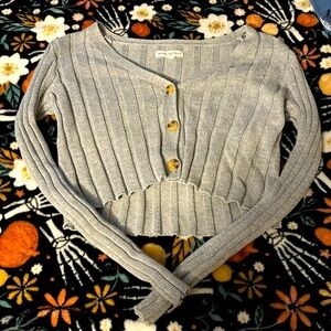 Aeropostale gray sweater cropped